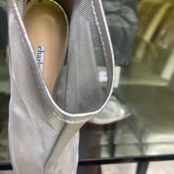 Charles David size 8.5 open toe mesh bootie ..Smoke free home - Picture 2 of 3